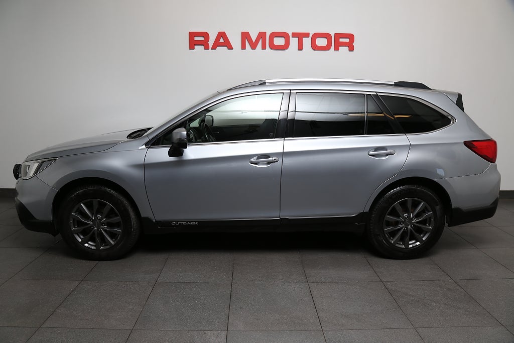 Subaru Outback 2,5i 175hk Base AWD Aut Motorv Drag Extraljus 2017