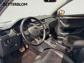 Kombi Skoda Octavia 8 av 15
