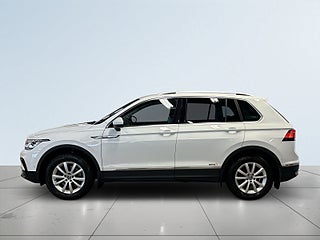 Volkswagen Tiguan 2.0 TDI 4M Elegance MOMS/Kamera/Drag/S&VDäck/D-värmare – bild 4