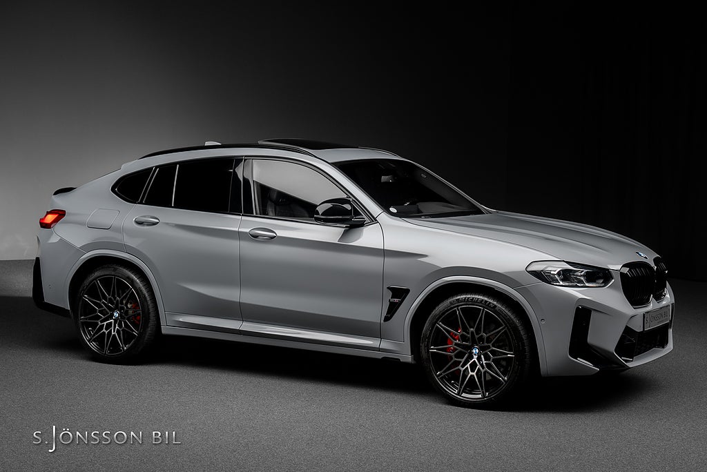 BMW X4 M Competition / Sportavgas / Head-Up