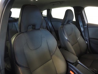 Halvkombi Volvo V40 Cross Country 9 av 22