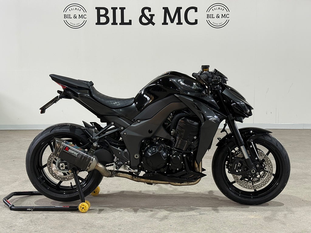Kawasaki Z1000 Akrapovic Helsystem 0kr insats räntekampanj 
