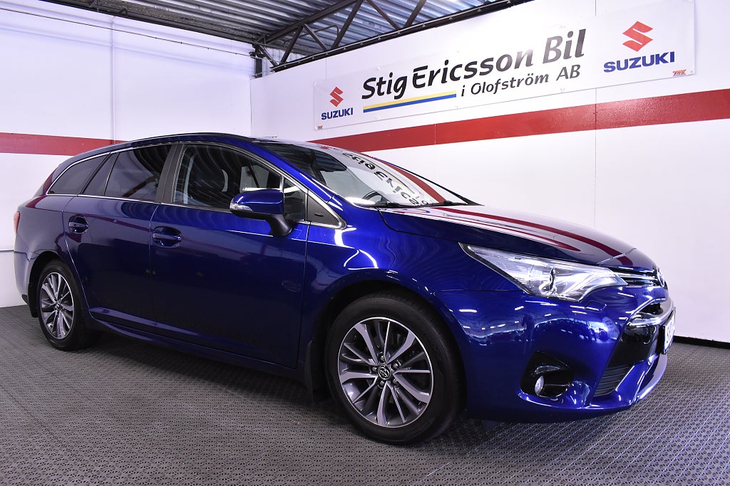 Toyota Avensis Kombi 2.0 D-4D Active Plus/ Dragkrok