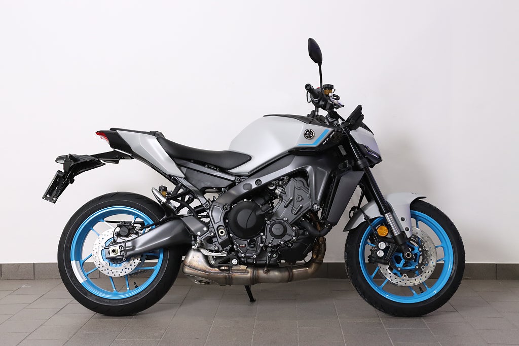 Yamaha MT-09 