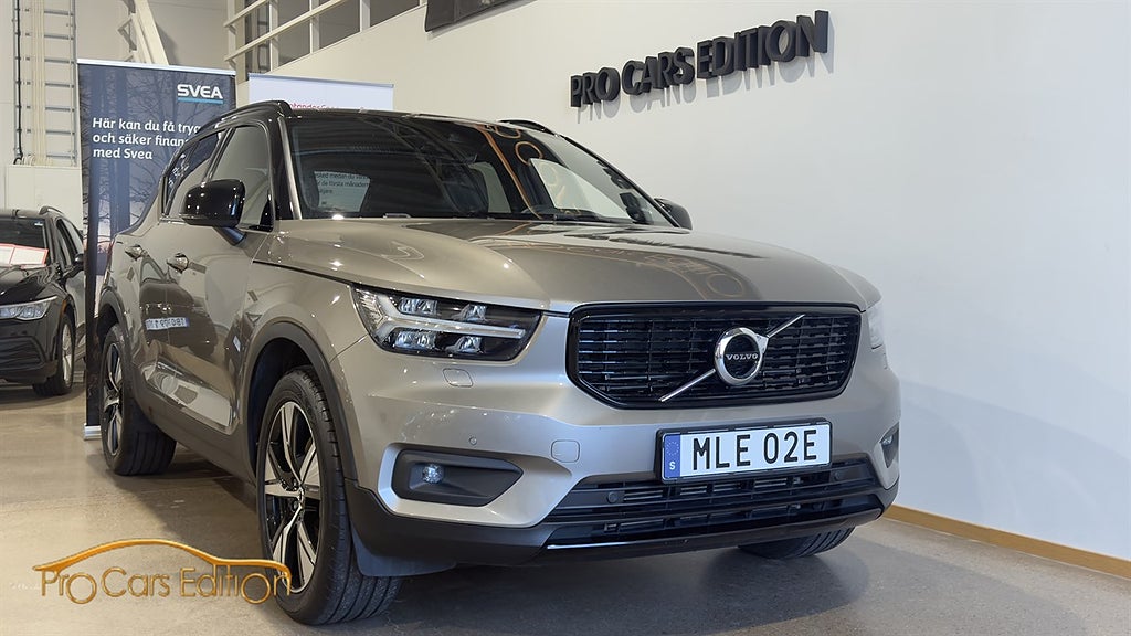 Volvo XC40 Recharge T4 | 211hk R-Design | H&K | Navi | Drag