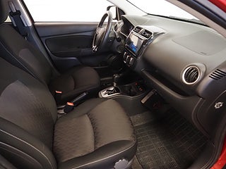 Halvkombi Mitsubishi Space Star 9 av 20