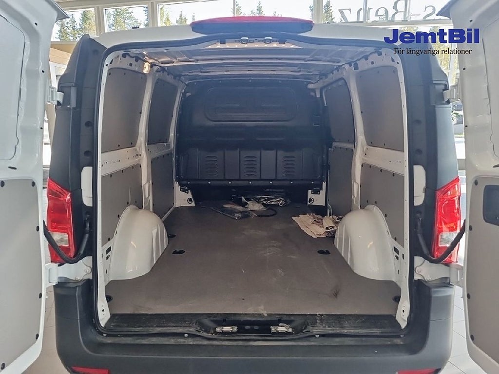 Mercedes-Benz Vito 2025 - miniatyr 13