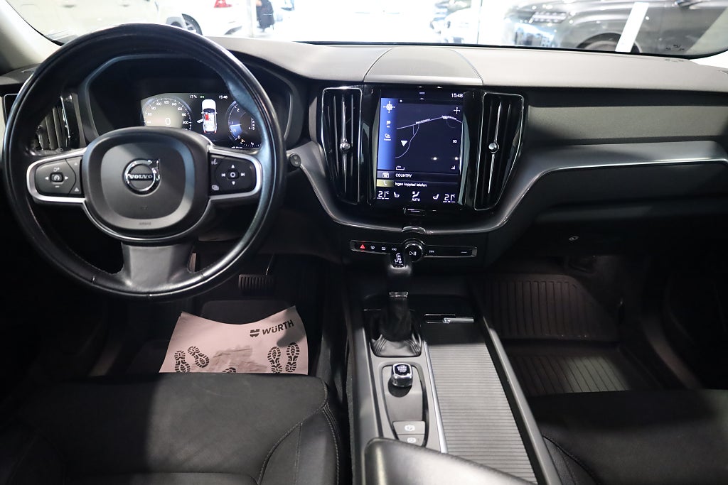 Volvo XC60 D4 AWD AUT Momentum SE Navi Drag VOC Leasbar 2019