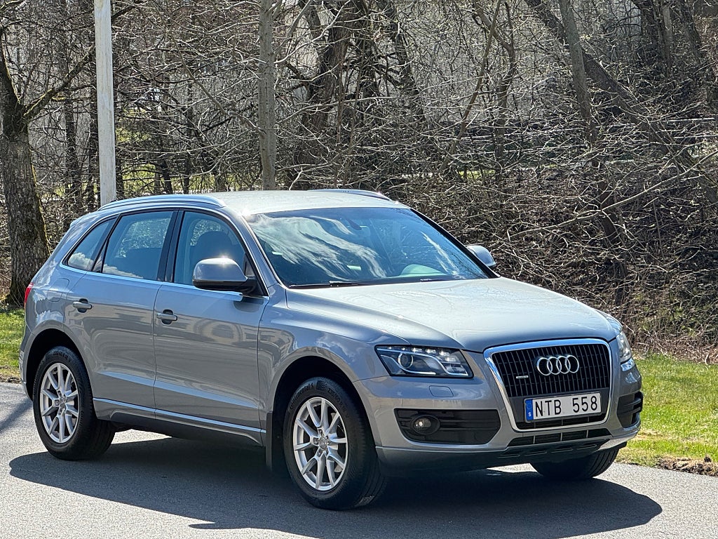 Audi Q5 2.0 TDI quattro S Tronic Design 