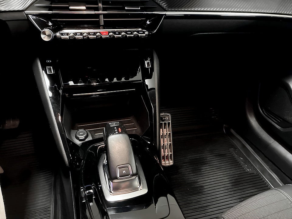 Bild på Peugeot 208 Allure 1.2 PT 100hk Aut BACKSENSORER