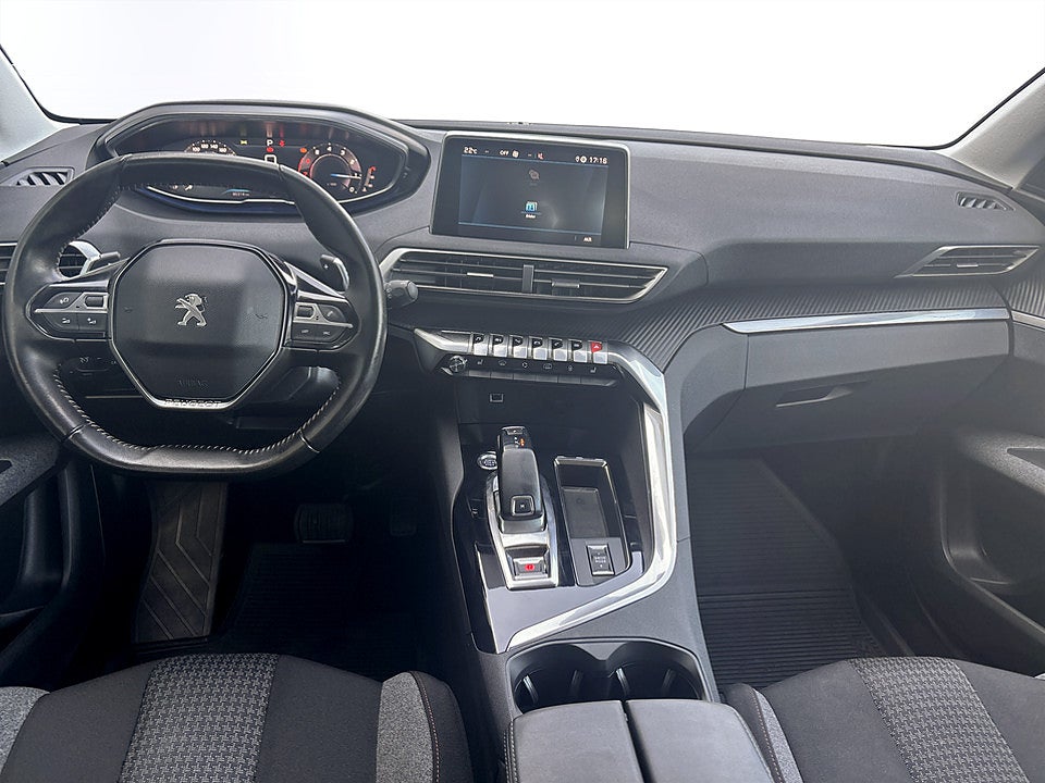 Bild på Peugeot 3008 Active Pack 1.2 PT 130hk Aut P-SENSORER NAVI