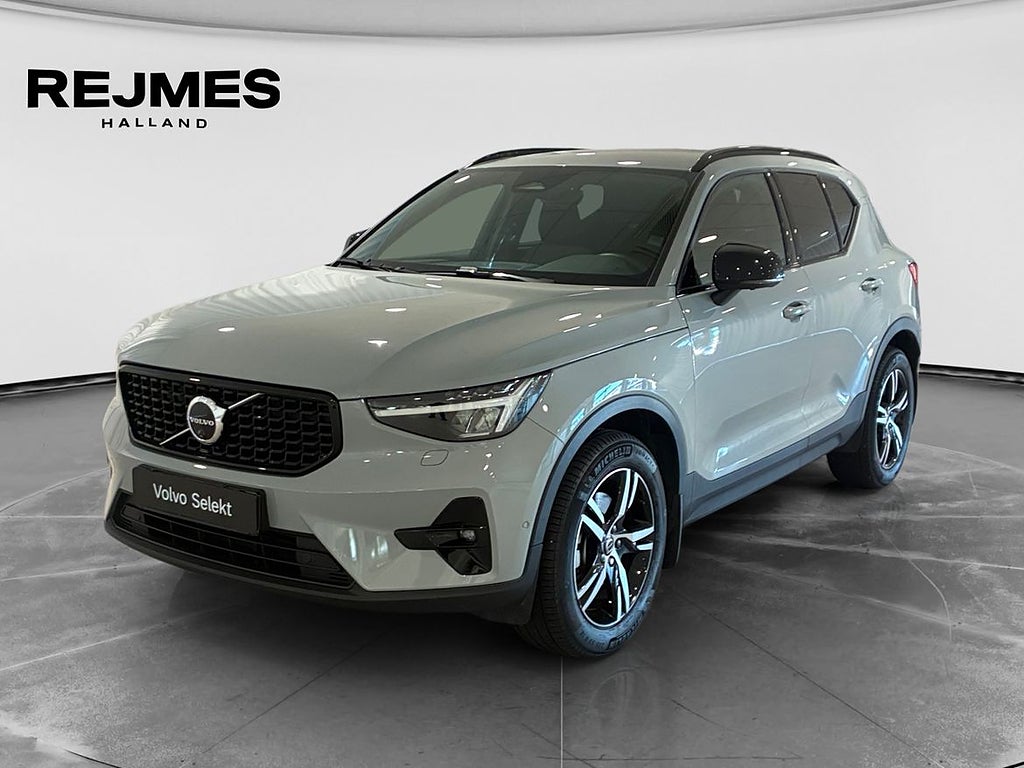 Volvo XC40 B3 FWD Bensin Plus Dark
