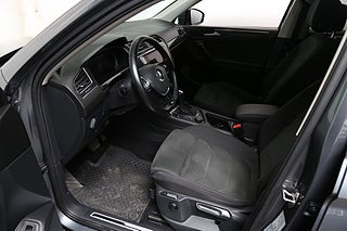 SUV Volkswagen Tiguan 26 av 36