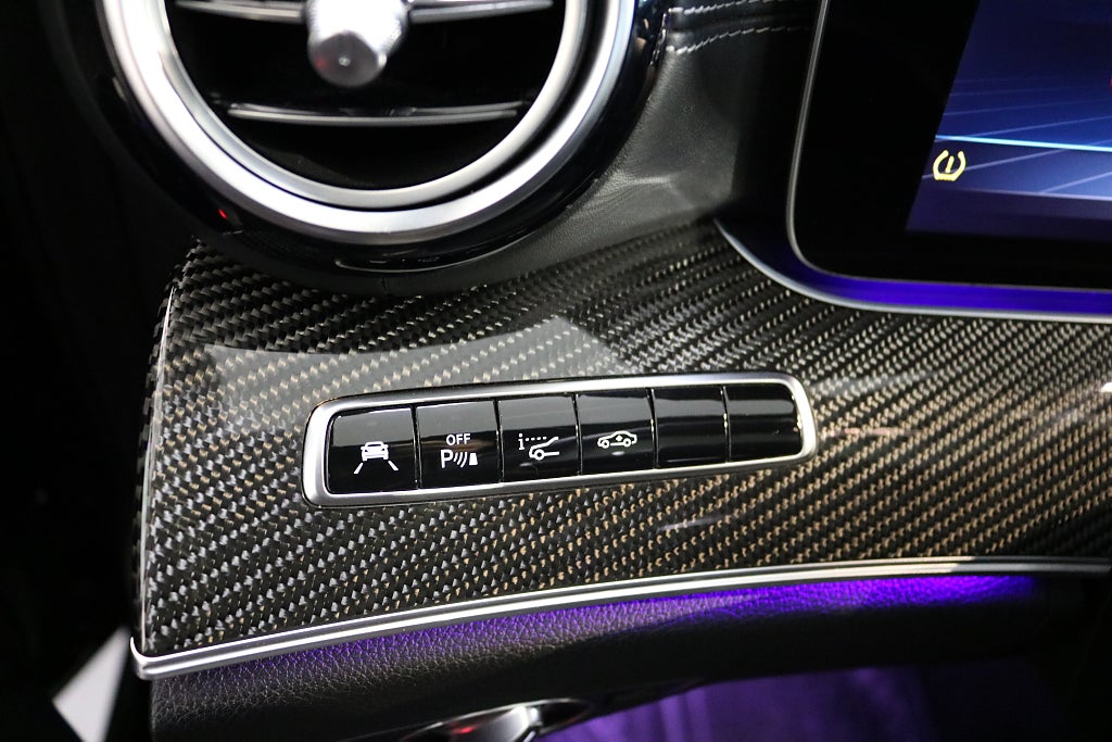 Mercedes-Benz E 2018 - miniatyr 17
