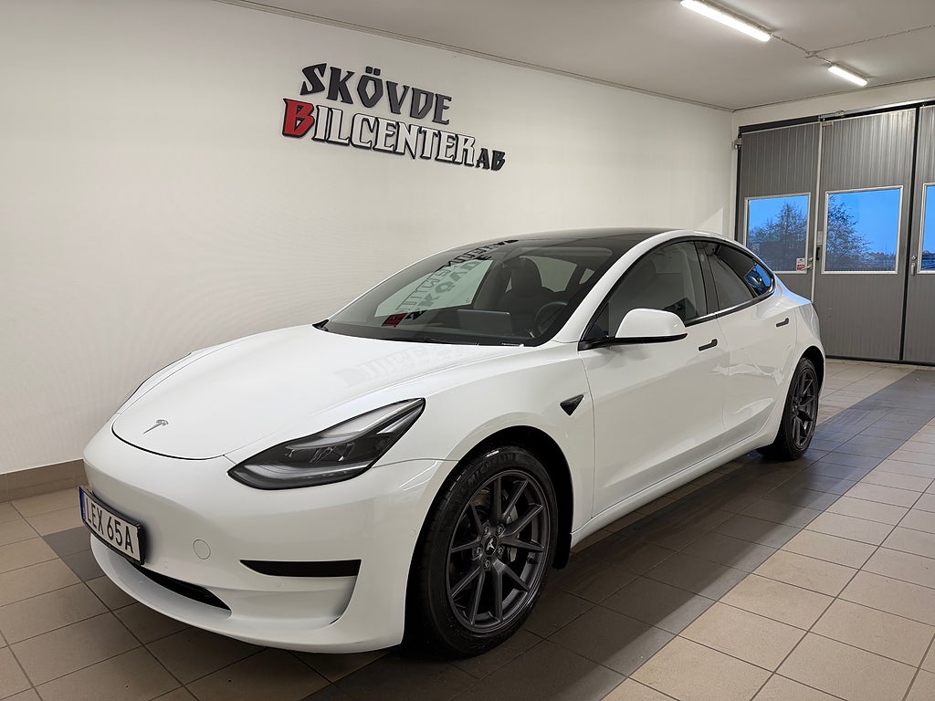 Tesla Model 3 2022 - miniatyr 2