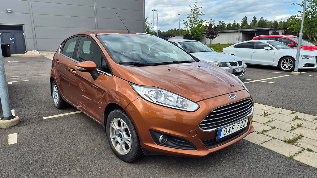 Ford Fiesta 5-dörrar 1.0 EcoBoost Titanium NyServad/k-rem EU6
