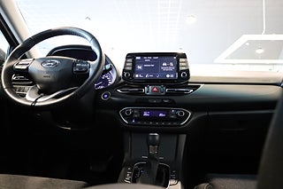 Halvkombi Hyundai i30 16 av 26