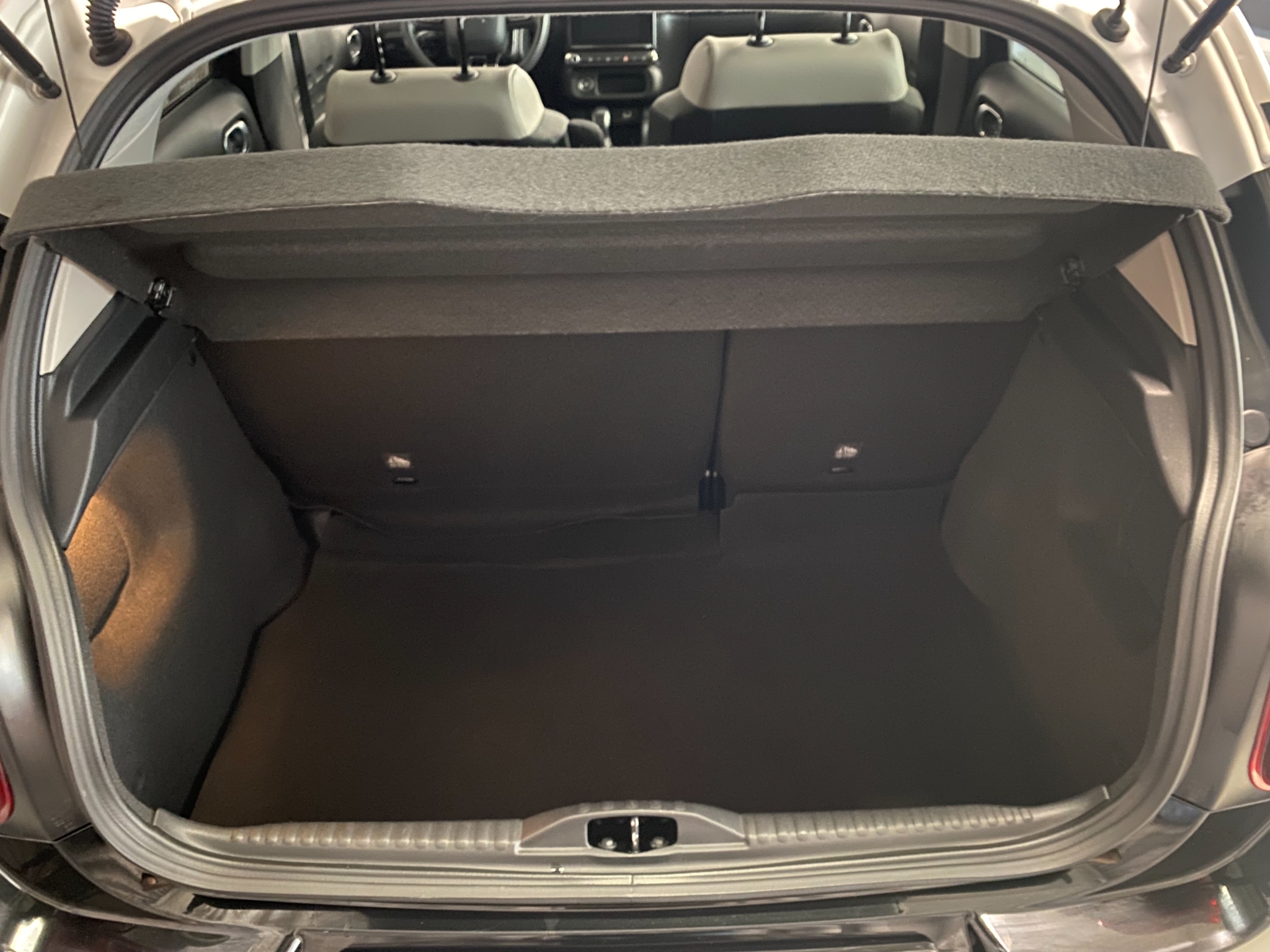Citroen C3 Shine 82hk Manuell 2023, bild 6/44