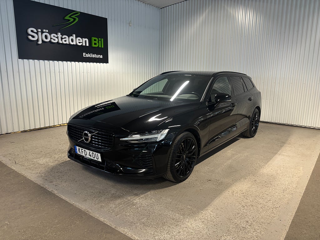 Volvo V60 Recharge T8 AWD R-Design Drag Teknikpaket Kamera Navi