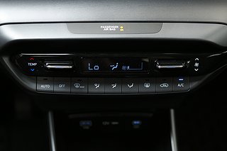 Halvkombi Hyundai i20 19 av 22