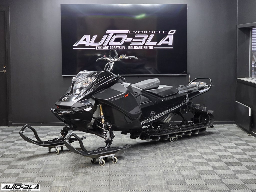 Ski-Doo SUMMIT Expert 850 E-TEC 154" 