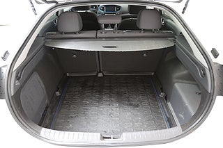 Halvkombi Hyundai IONIQ 21 av 22