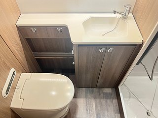 Husbil-integrerad Kabe TM I 910 T 22 av 29