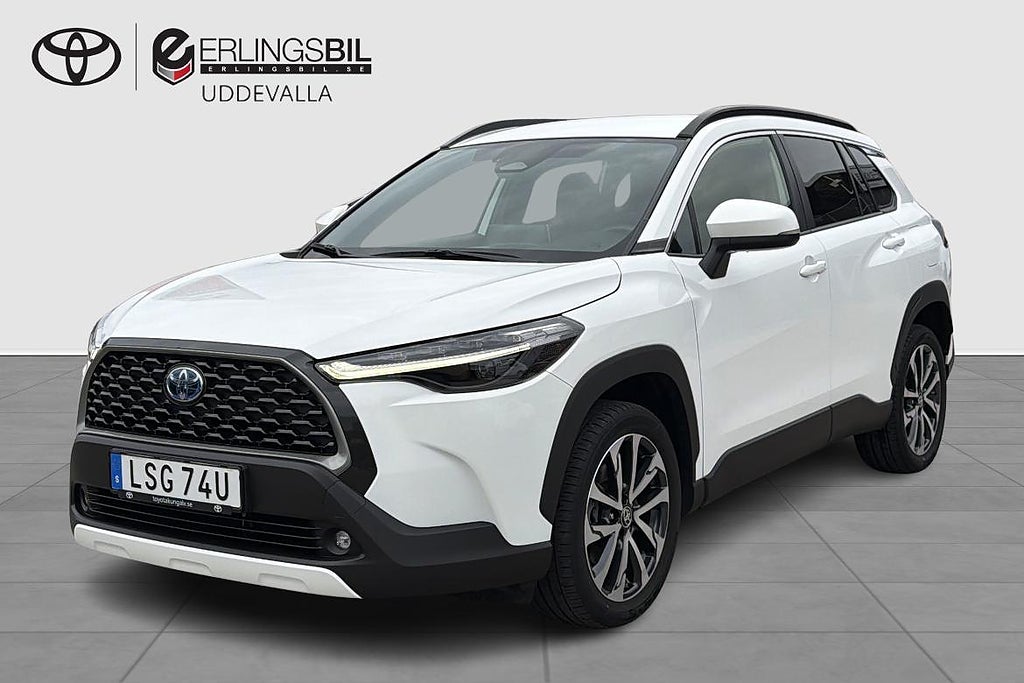 Toyota Corolla Cross 2.0 HYBRID AWD-I STYLEPAKET / 2985MIL