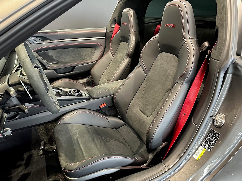 Porsche 911 992 Targa 4 GTS PDK Burmester Sport Design Lift - bild 4