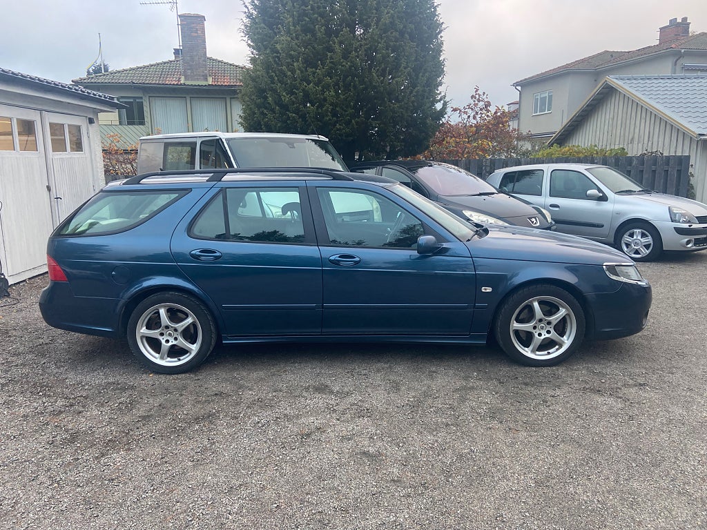 Saab 9-5 SportCombi 2.3t nybes/nyserv/full tank byte/avbet