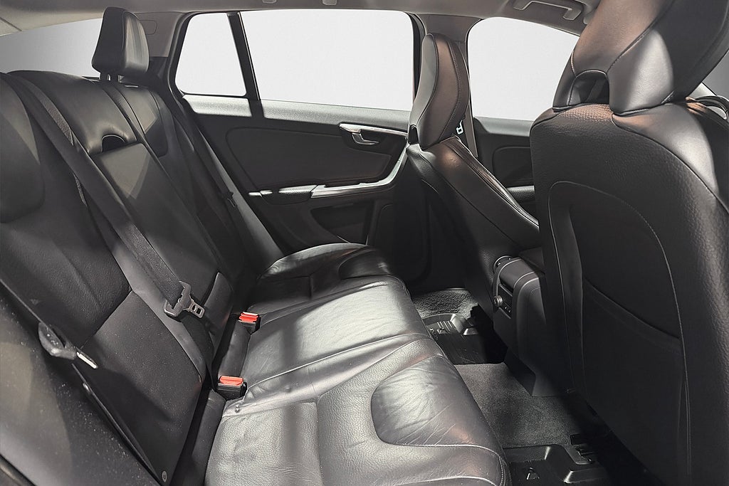 Volvo V60 D4 AWD | Momentum | Drag | Värmare 2013