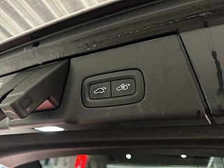 Volvo V90 Cross Country D4 AWD Inscription Drag Pvärm CarPlay S/V-hjul – bild 17