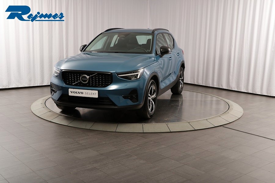 Volvo XC40 B3 FWD Bensin Plus Dark