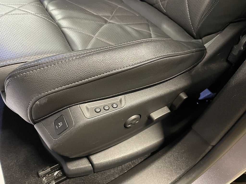 Bild på DS 7 Crossback E-Tense Exclusive 300hk 4x4 - PANORAMA, FOCAL