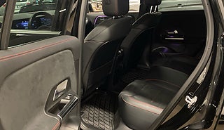 SUV Mercedes-Benz EQA 5 av 12