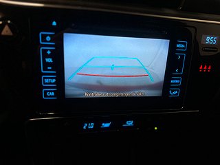 Toyota Auris Touring Sports Plus Kamera Mvärm Drag S/V-hjul