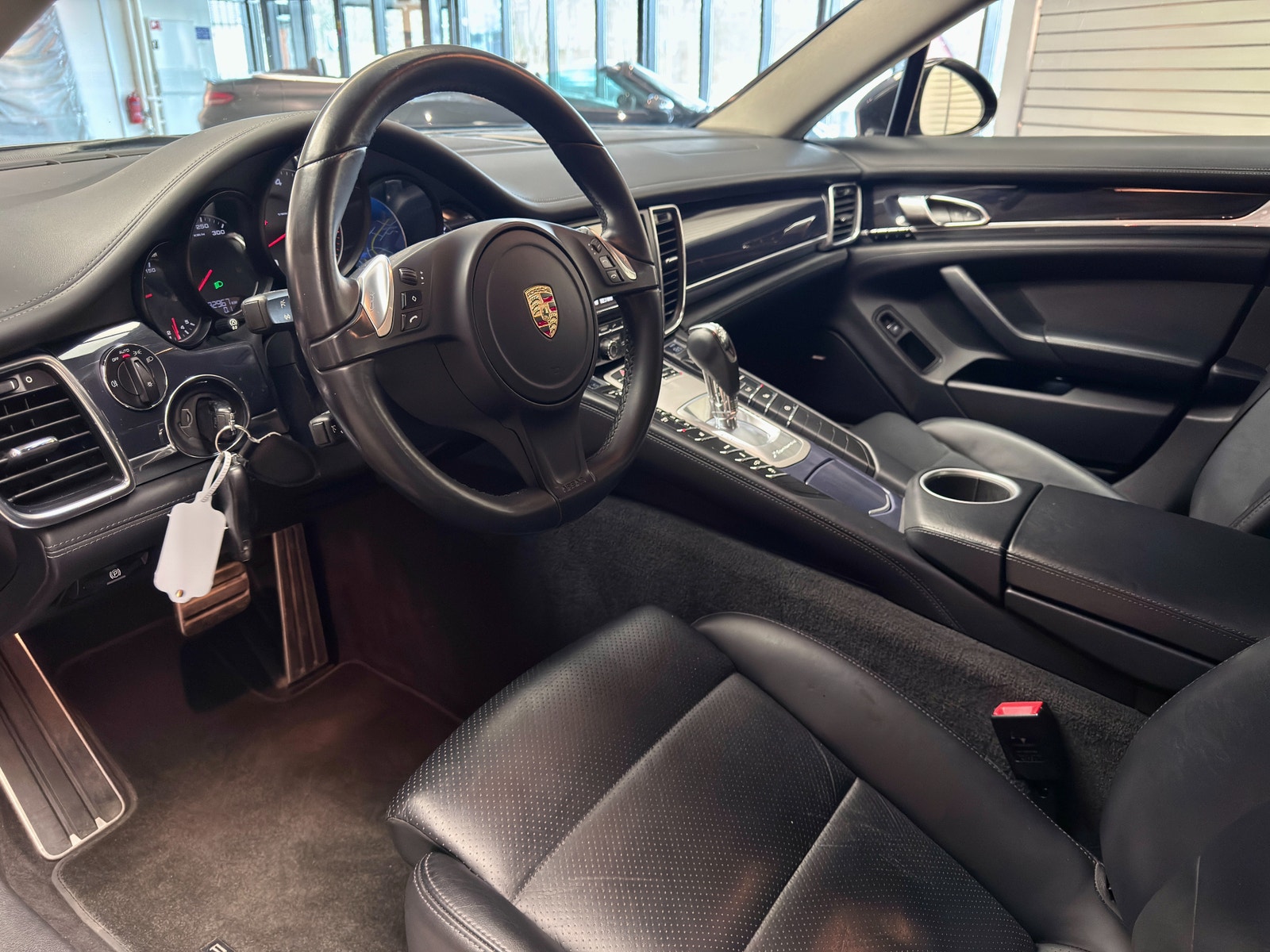 Porsche Panamera 4 PDK 310hk | Fint skick 2014 - miniatyr 11
