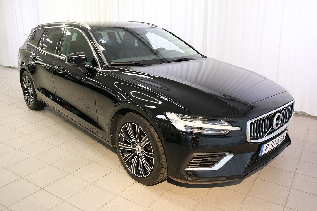 Volvo V60 Recharge T6 AWD Geartronic 340 HK