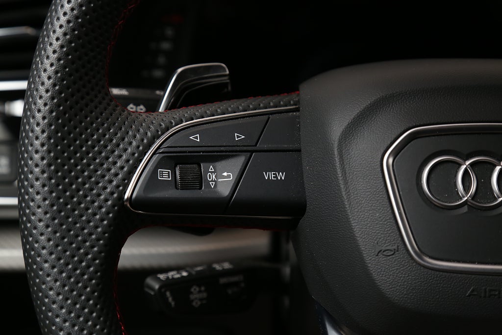 Audi RSQ8 600hk Massage B&O Sportavgas 23" Drag Nybilsgaranti 2025