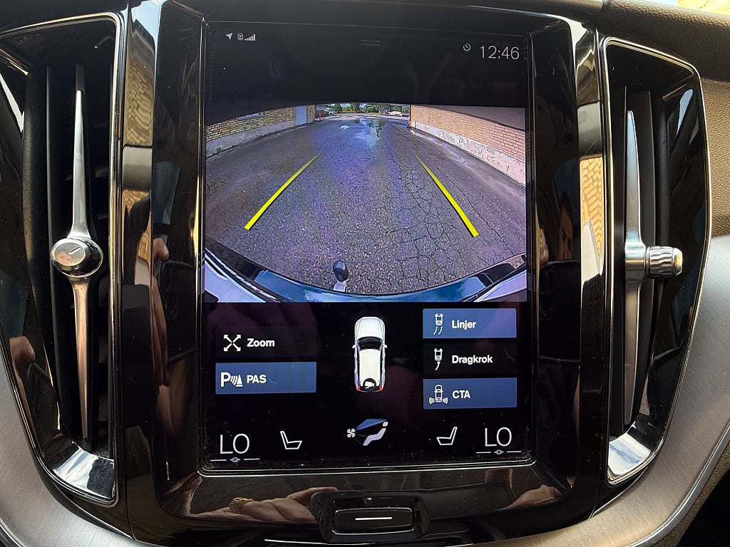 Volvo XC60 Recharge T6 AWD Geartronic Inscription Expression  - miniatyr 17