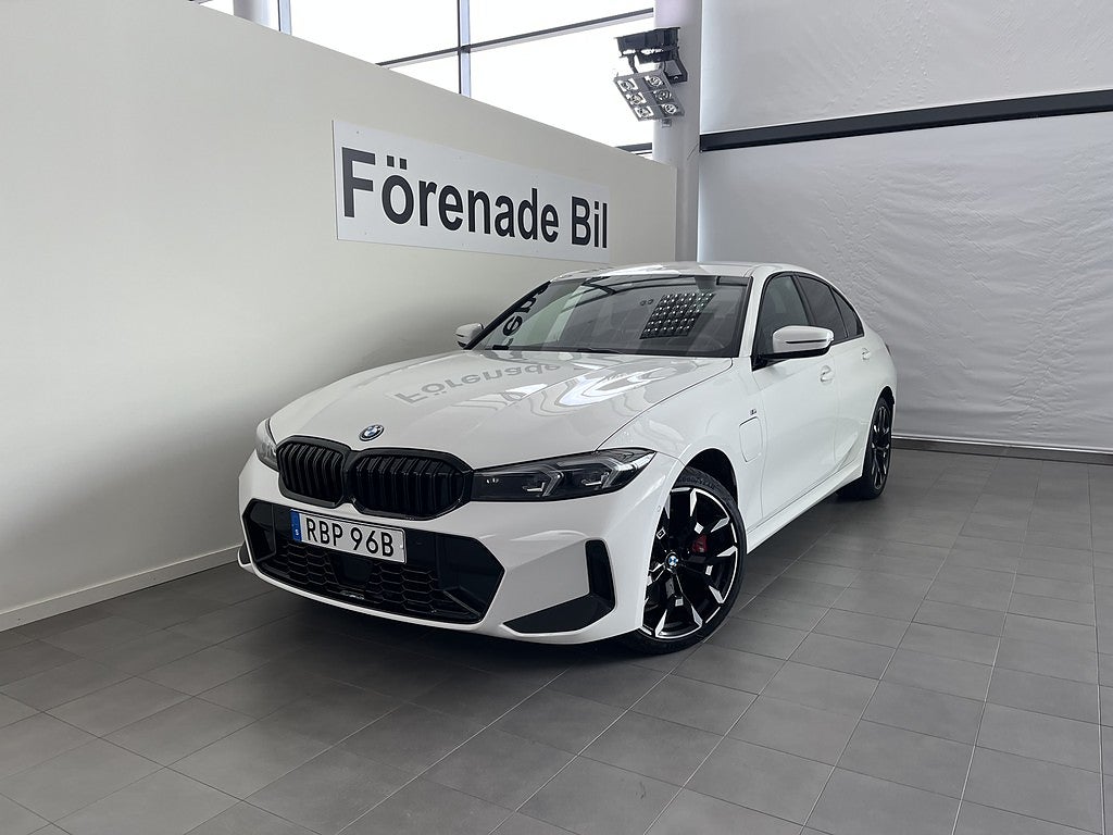 BMW 330e xDrive Sedan M Sport Pro H/K Drag Rattvärme ParkAssist