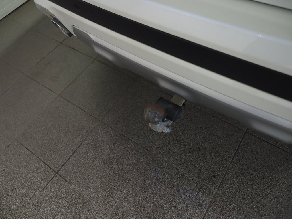 BMW X3 xDrive20d 190hk xLine | Navi | Värmare | Dragkrok |