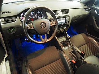 Kombi Skoda Octavia 12 av 22