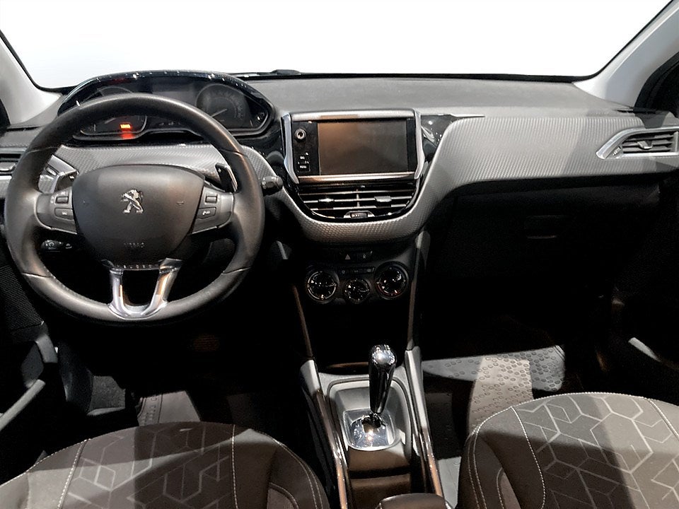 Bild på Peugeot 2008 Active 1.2 VTi EGS 82hk Aut - EN ÄGARE