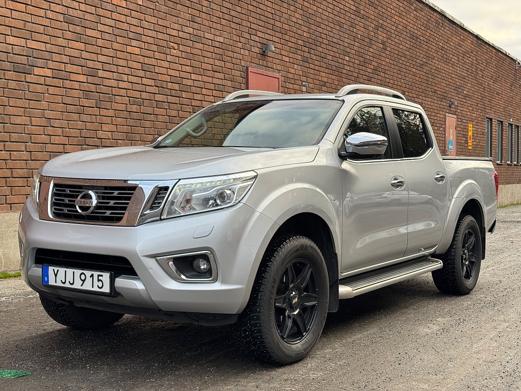 Nissan Navara Dubbelhytt 2.3 dCi 4WD MOMS Läder Taklucka GPS