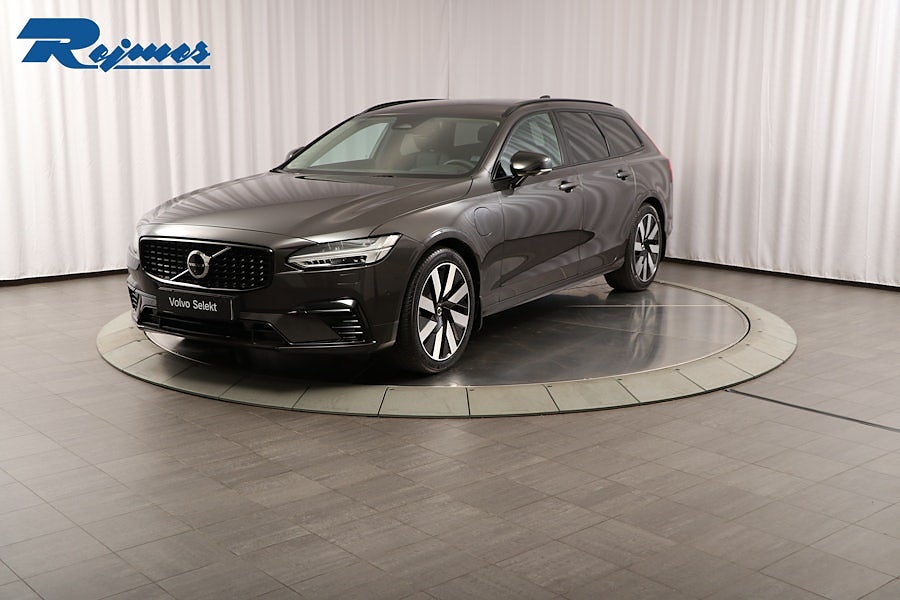 Volvo V90 T6 Plus Dark Nordic Edition/Skinn/H&K/360kam/Dragkrok