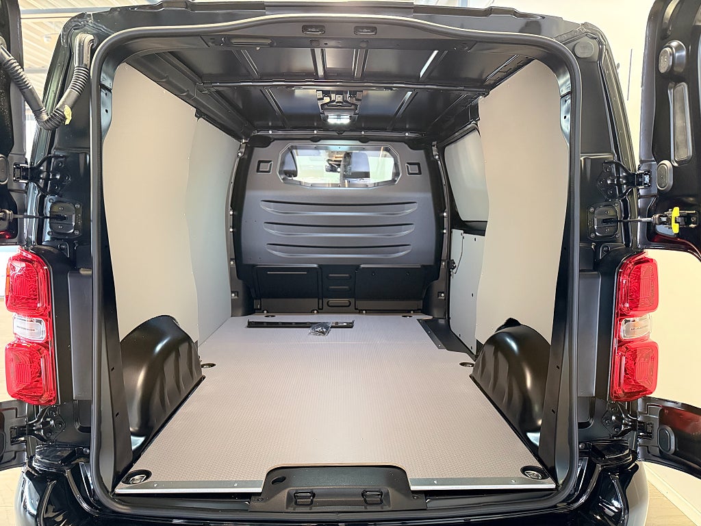 Bild på Peugeot Expert Plus 150hk Aut L3 - EDITION! SERVICE & V-HJUL INGÅR!