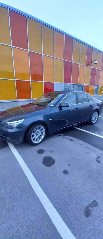 BMW 520 d Sedan 177hk 2009, bild 3/33