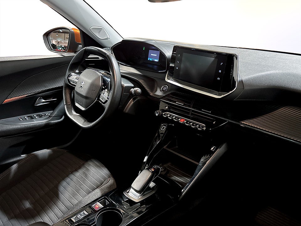 Bild på Peugeot E-2008 Active 50 kWh 136hk Aut - CARPLAY, FARTHÅLLARE