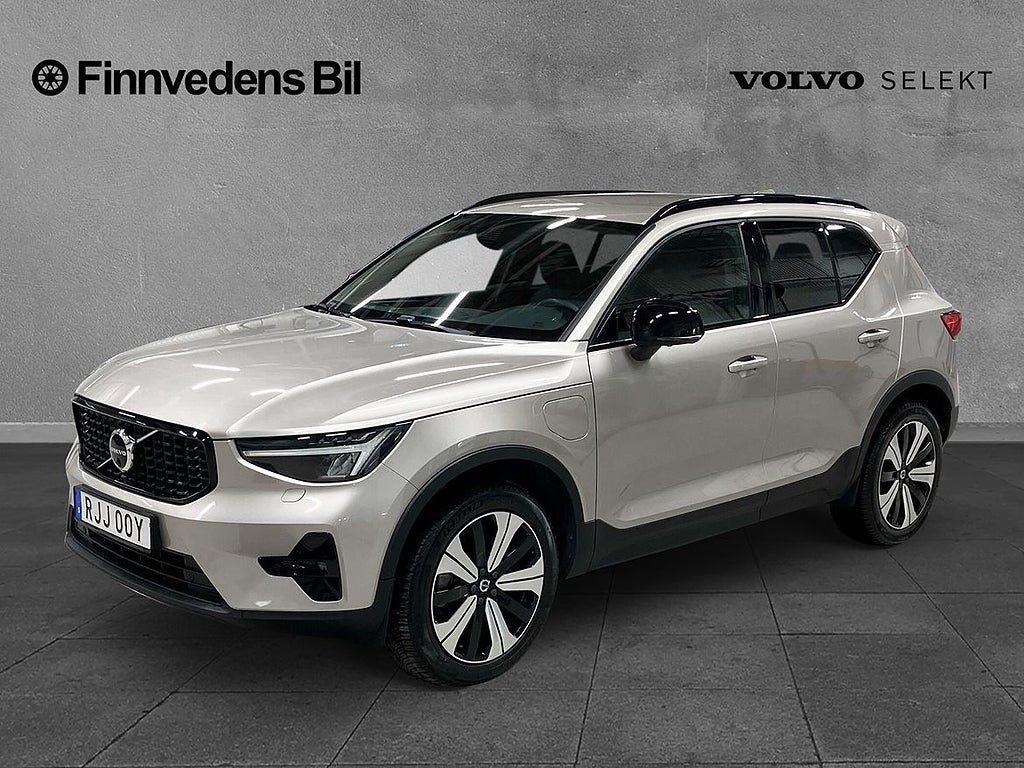 Volvo XC40 Recharge T4 Plus Dark